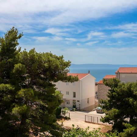 Apartment With Free And Private Parking Makarska Exterior photo